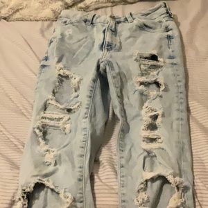 Super cute super skinny ripped jeans